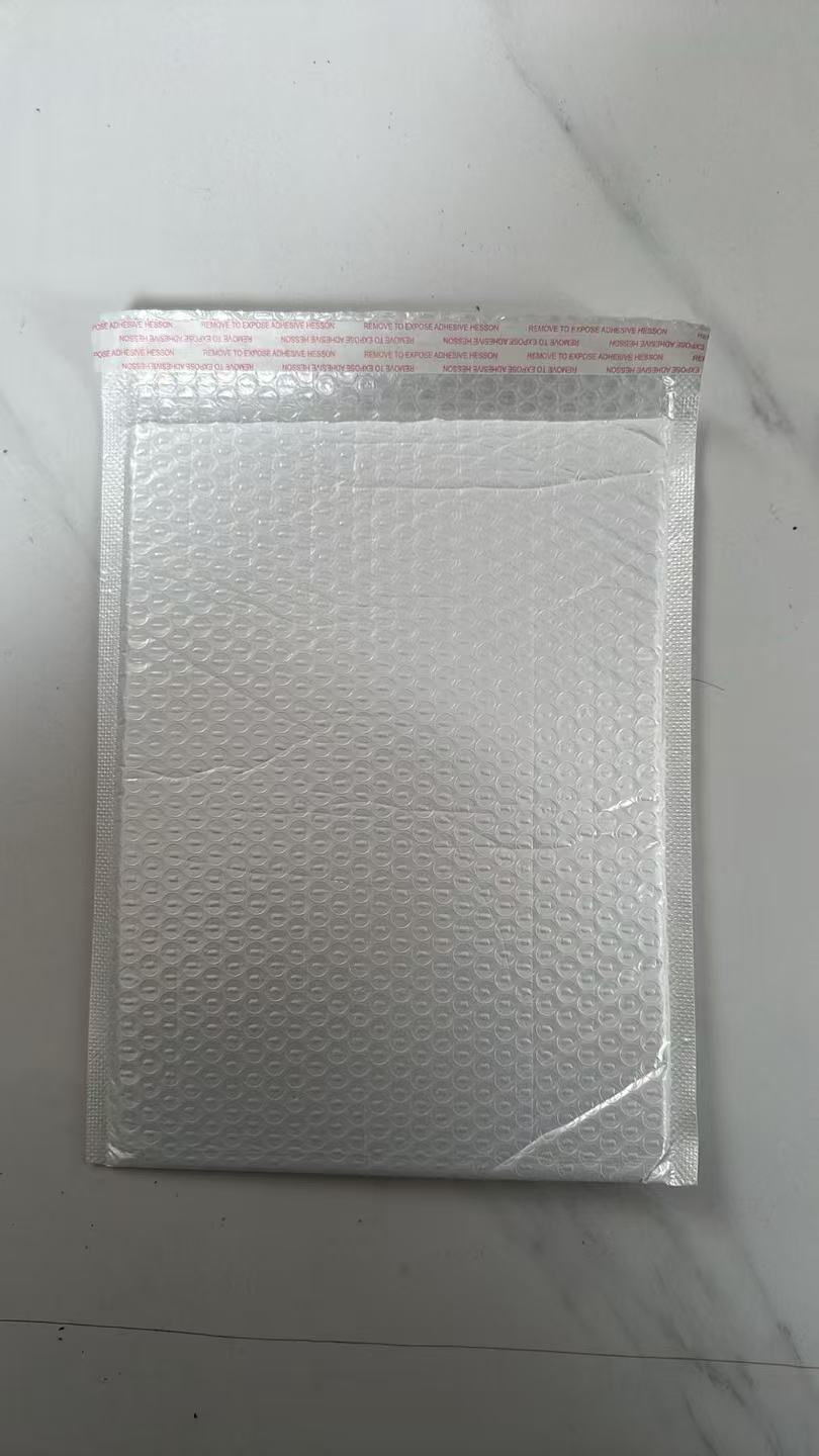 Pearl Film Bubble Mailers 15×21+4cm