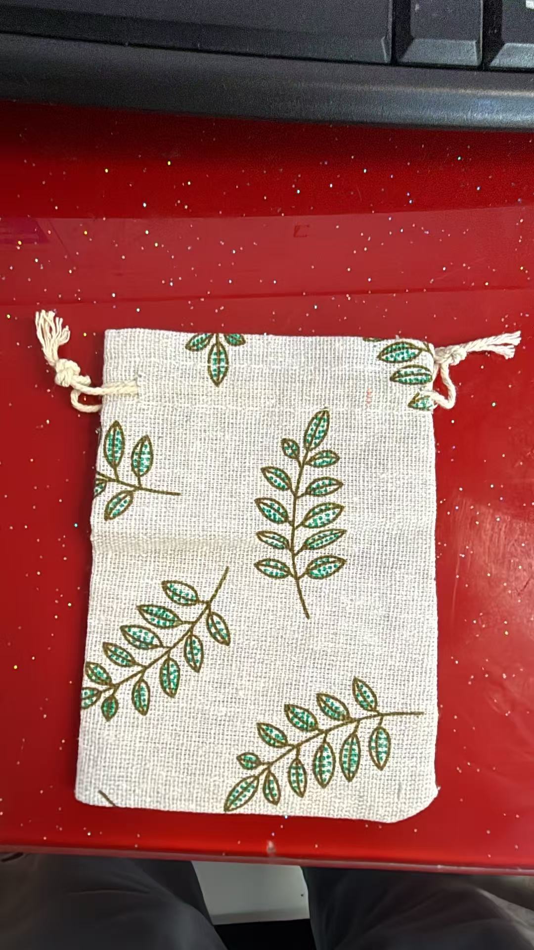 White Cotton Leaf Print Drawstring Bag 3.9x5.5in (Pack of 50)