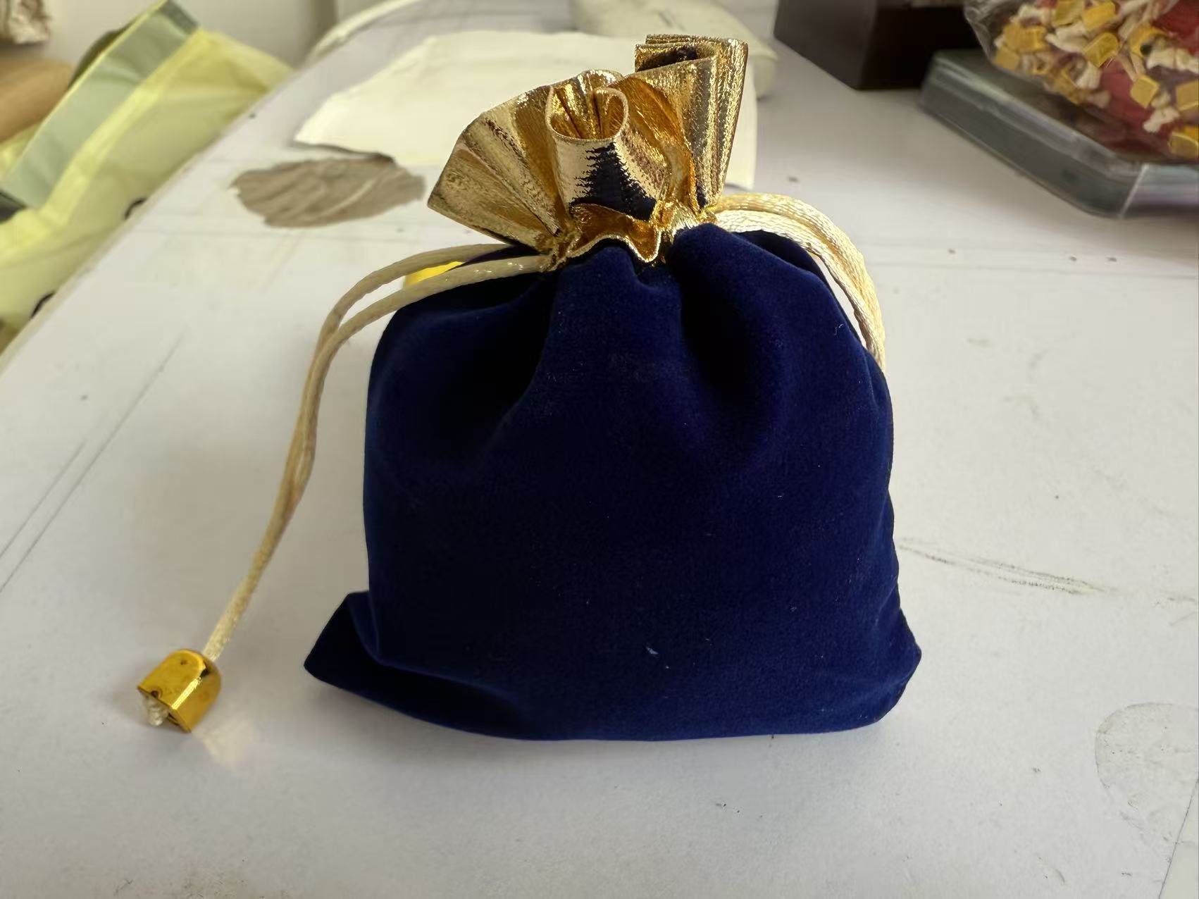 Velvet Drawstring Gift Pouch 10x13cm (50pcs) - Red / Burgundy / Navy Blue